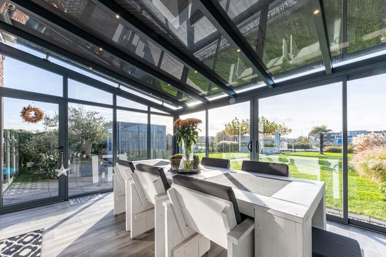 Blog-zonwering-Mijn-Veranda_bovendakzonwering-header